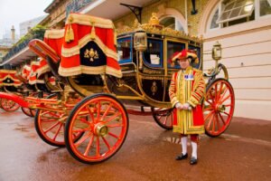 Buckingham Palace- The Royal Mews Entrance Ticket 2 Buckingham Palace: The Royal Mews Entrance Ticket
