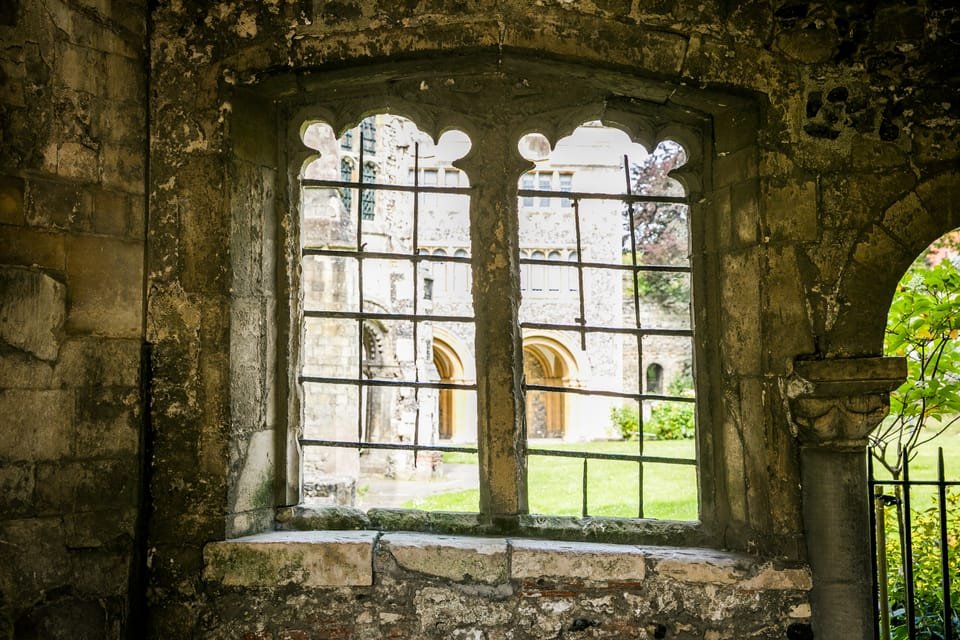 Canterbury Cathedral: Entry Ticket with Audio Guide
